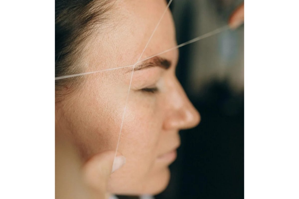 First eyebrow threading appointment in East Grinstead at Threading Station